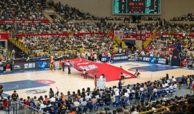 开云体育网址：CBA再现业余一幕！潜力赛全联盟未开会就匆匆执行，大家都懵了！